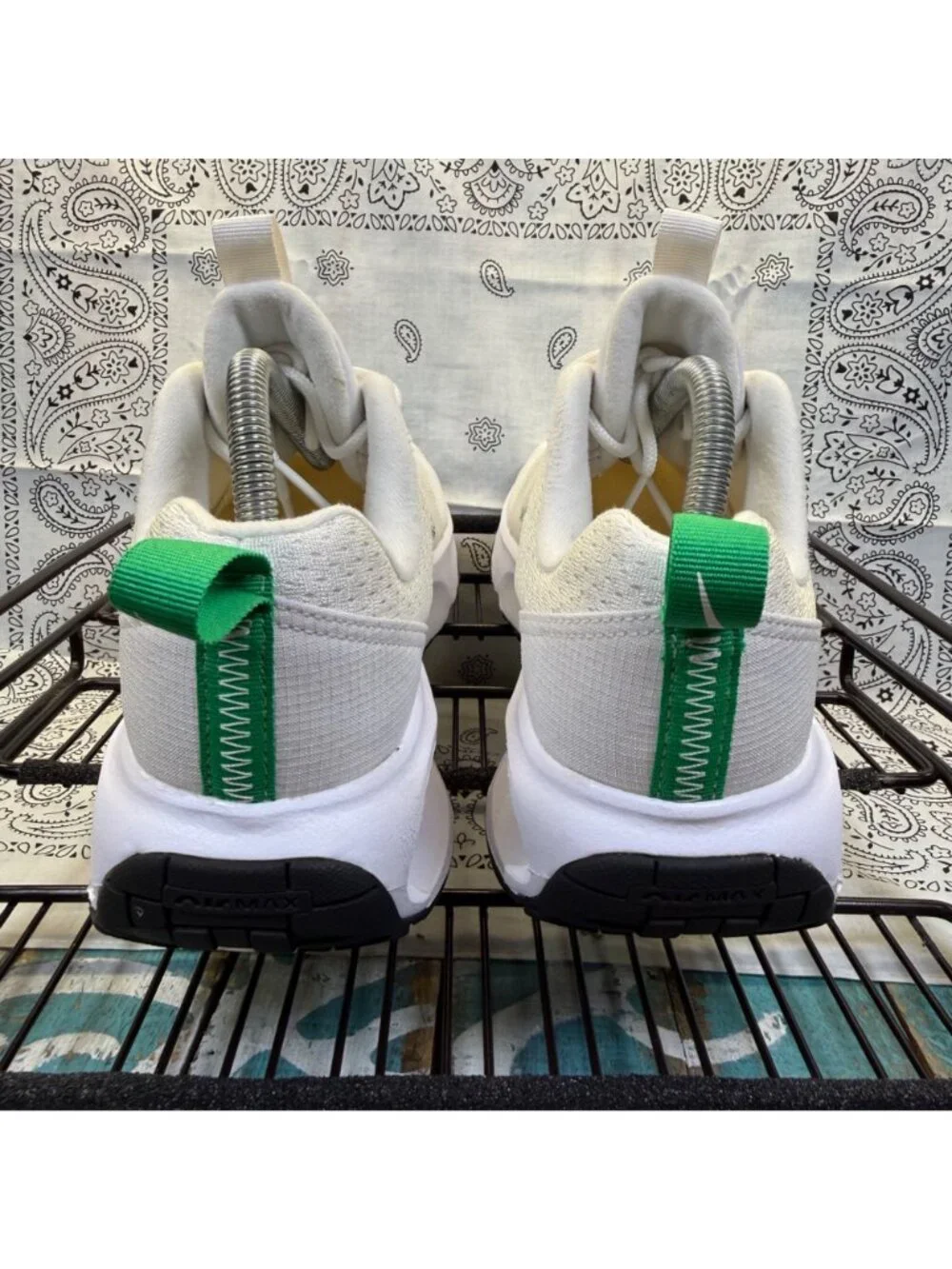 Nike Air Max Interlock Lite White/Green Low Top Lace Up DX3705-102 womans Sz 7
